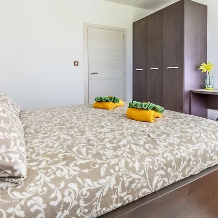 Apartment Arnold Rijeka